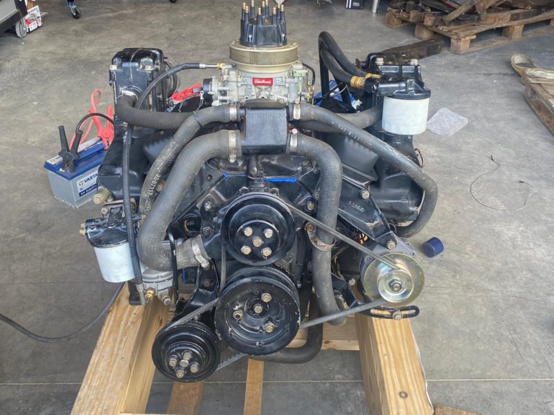 MOTEUR GM V8