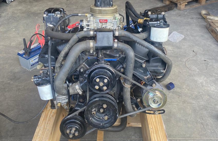MOTEUR GM V8